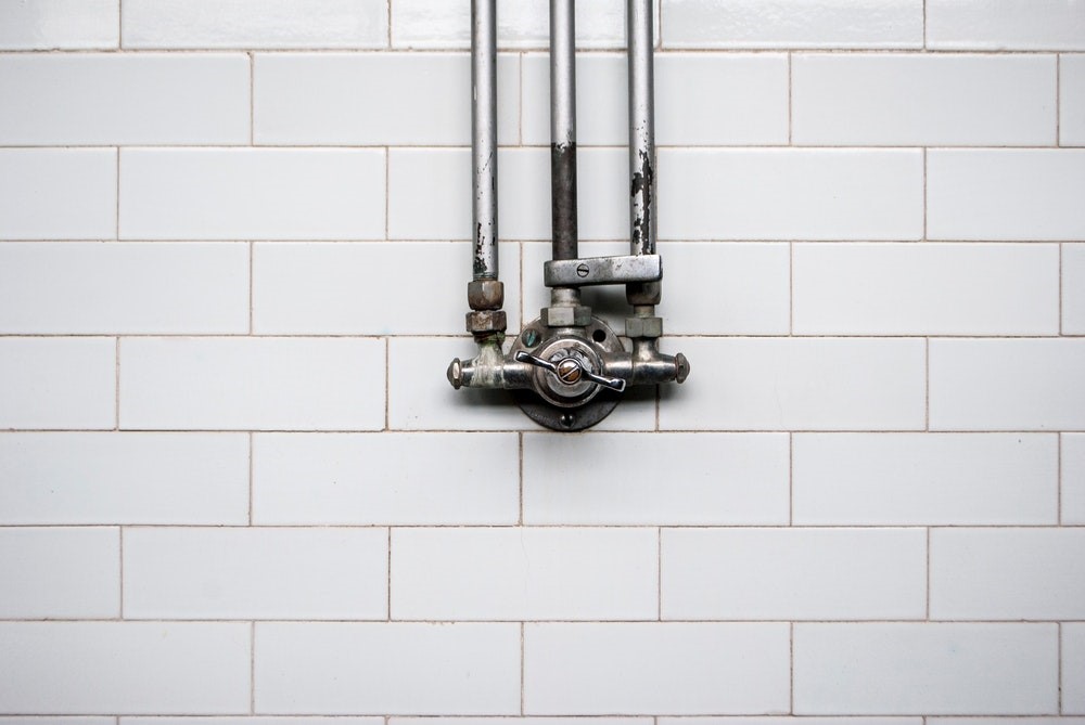 3-Reasons-to-Keep-Your-Tiles-and-Grout-Spick-and-Span